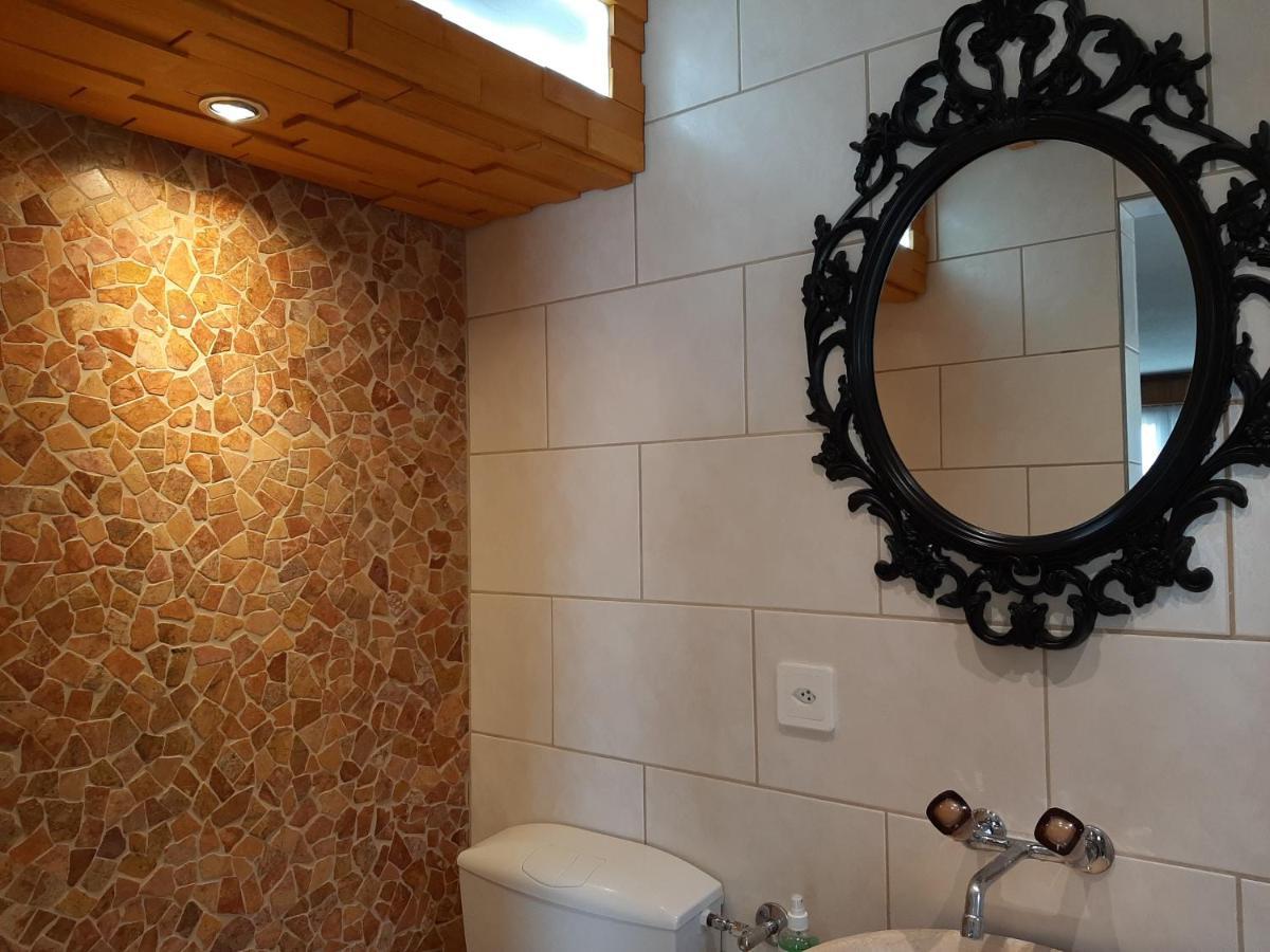 Chalet Apartment By Interlaken. Parking リングゲンベルク エクステリア 写真